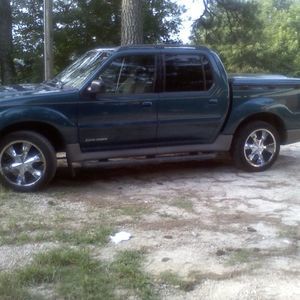 Meet your Posher, Isai